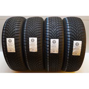 BRIDGESTONE BLIZZAK LM005 235/65R17