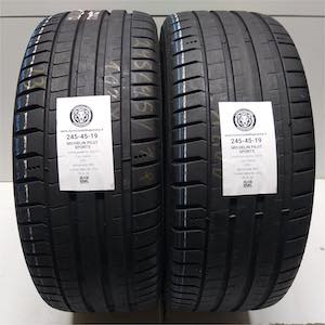 MICHELIN PILOT SPORT 5 245/45R19