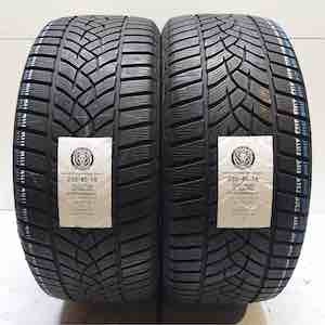 GOODYEAR ULTRAGRIP PERFORMANCE 235/45R18