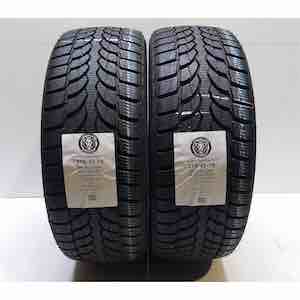 BRIDGESTONE BLIZZAK LM-32 215/45R18