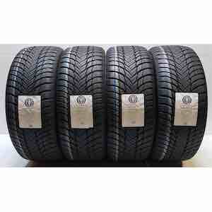 BRIDGESTONE BLIZZAK LM001 225/55R17