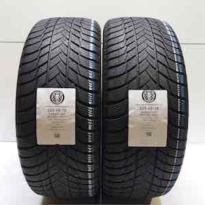 BRIDGESTONE BLIZZAK LM005 225/55R18